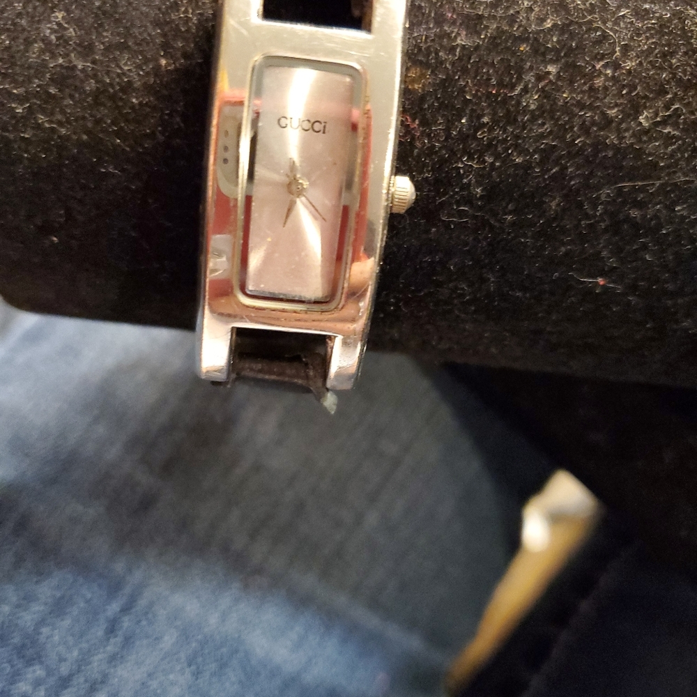 Gucci watch - Picture 2 of 6